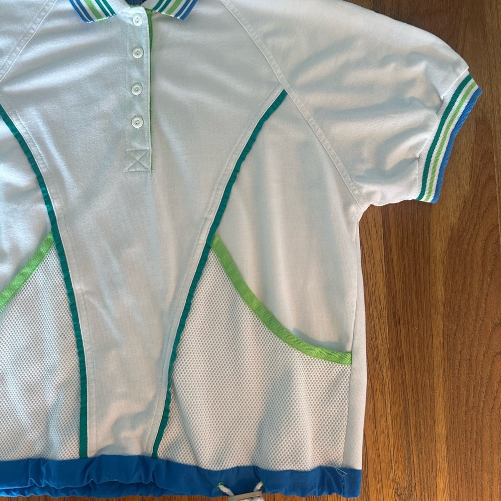 Jantzen tennis Polo Top with Blue & Green Trim and mesh pockets - Picture 6 of 11
